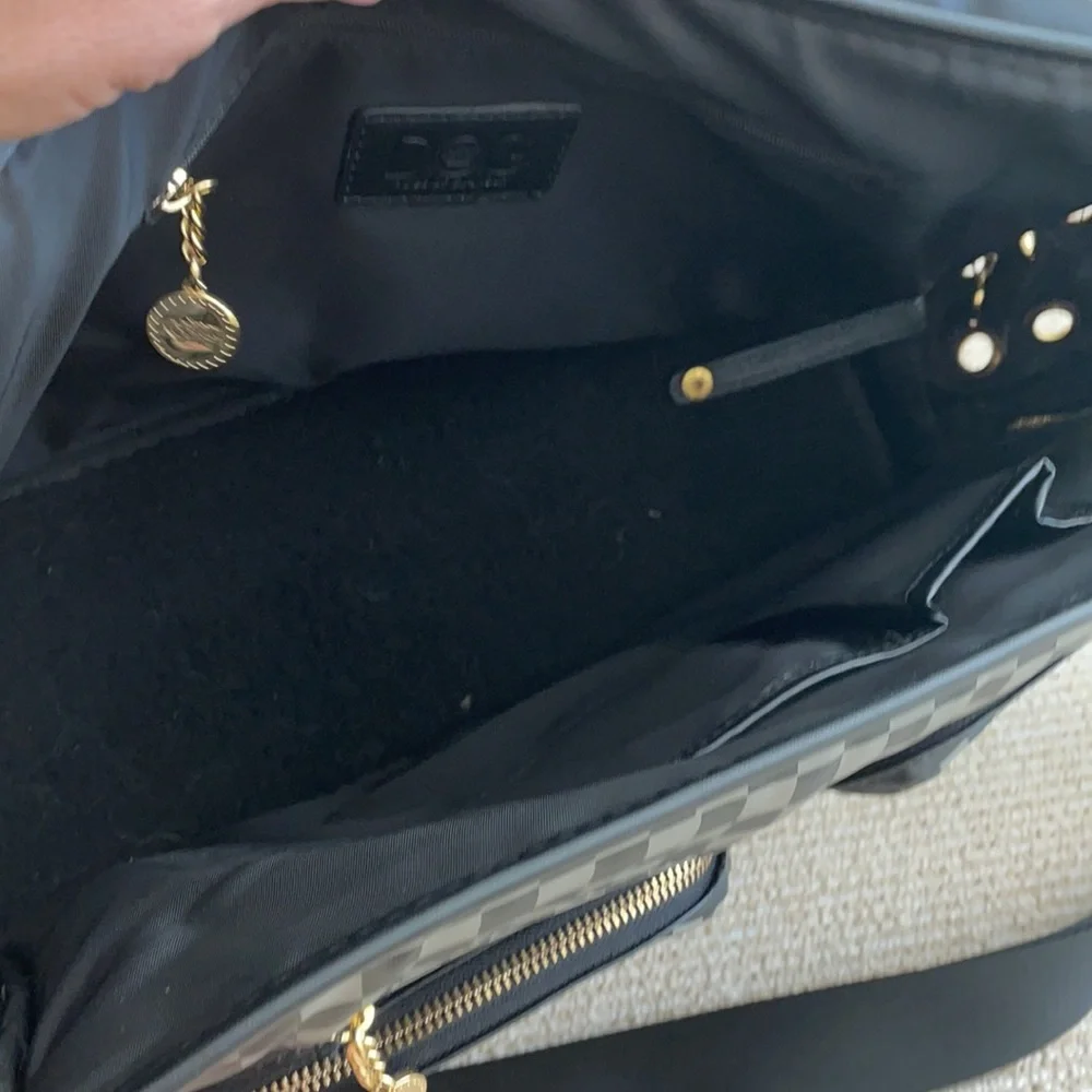 Dogs of Glamour Pet Carrier